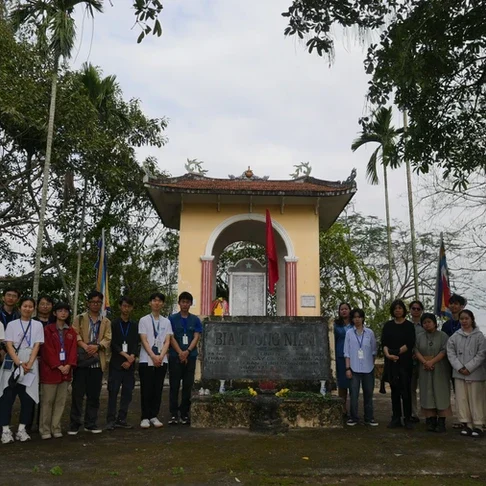 Xem ảnh gốc