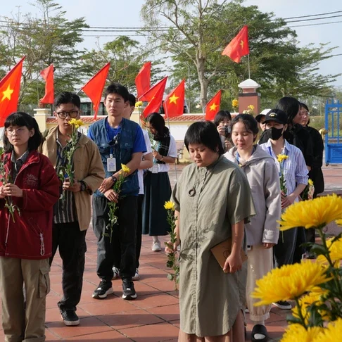 Xem ảnh gốc
